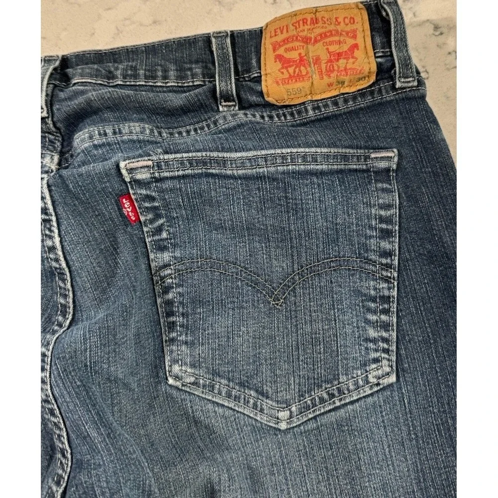 Levi's 559 Jeans Mens 38x30 Blue Dark Wash Relaxed Fit Straight Leg Cotton Denim